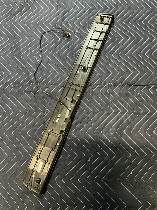 2010 NISSAN 370Z ILLUMINATED KICK PLATE RIGHT PASSENGER SIDE 2009-2020