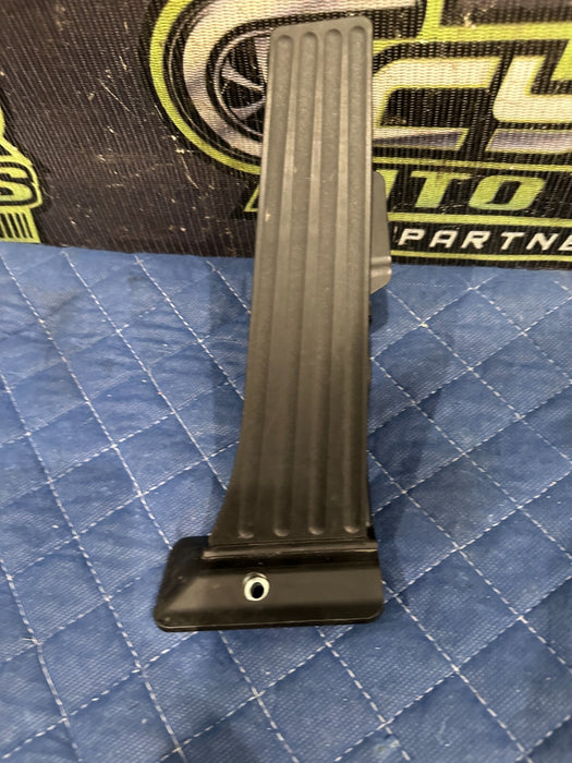 2020 BMW M4 F82 ACCELERATOR GAS PEDAL MODULE OEM 6853175