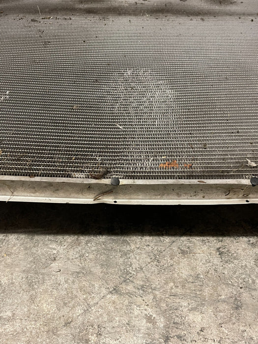 2017-2019 FORD F250 F350 6.7L DIESEL SUPERDUTY RADIATOR OEM *BENT*