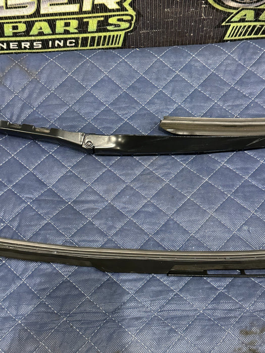 2015 JAGUAR F TYPE R FRONT LEFT & RIGHT WINDSHIELD WIPER ARM SET PAIR OEM