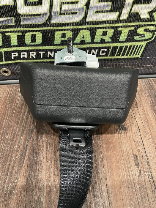 2022 FORD F350 F450 SUPERDUTY BLACK REAR CENTER MIDDLE SEATBELT OEM