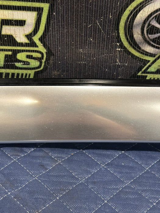 2014 AUDI R8 SPYDER WINDSHIELD PILLAR MOLDING OEM 427 853 265 D ~MINOR DENT~