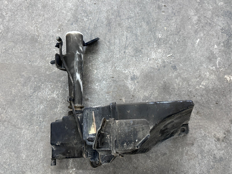 2017-2019 FORD F250 F350 WINDSHIELD WASHER RESEVOIR TANK HC3B 17B613 AH