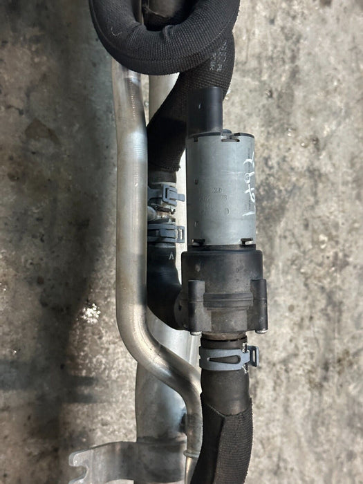 2014 AUDI R8 OEM UNDERBODY CENTER COOLANT PIPE LINE HOSE TUBE 420121050B