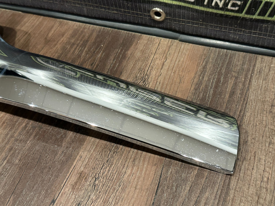 2022 DODGE RAM 2500 3500 LOWER RIGHT CHROME HEADLIGHT TRIM OEM