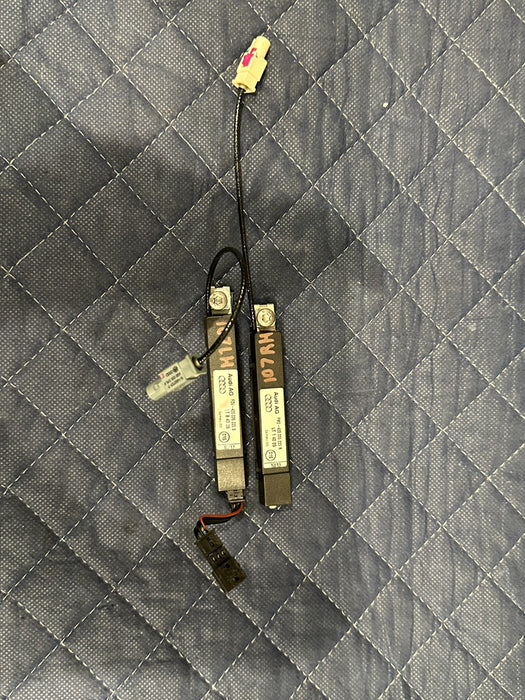 2014 AUDI R8 SPYDER LEFT RIGHT ANTENNA AMPLIFIER AMP PAIR 420 035 225 C