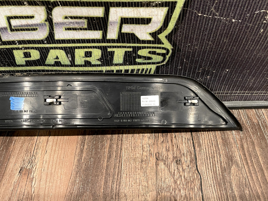 2011 BMW 550i F10 5 SERIES REAR LEFT M SPORT SCUFF KICK PLATE PANEL OEM *READ!!*