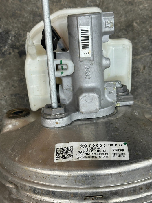 2014 AUDI R8 POWER BRAKE BOOSTER W/ MASTER CYLINDER 423 612 105 D 423612105D