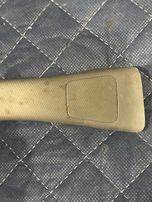 2019 FORD F250 F350 RIGHT PASSENGER UPPER B PILLAR GRAB HANDLE OEM ~SCRATCHS~