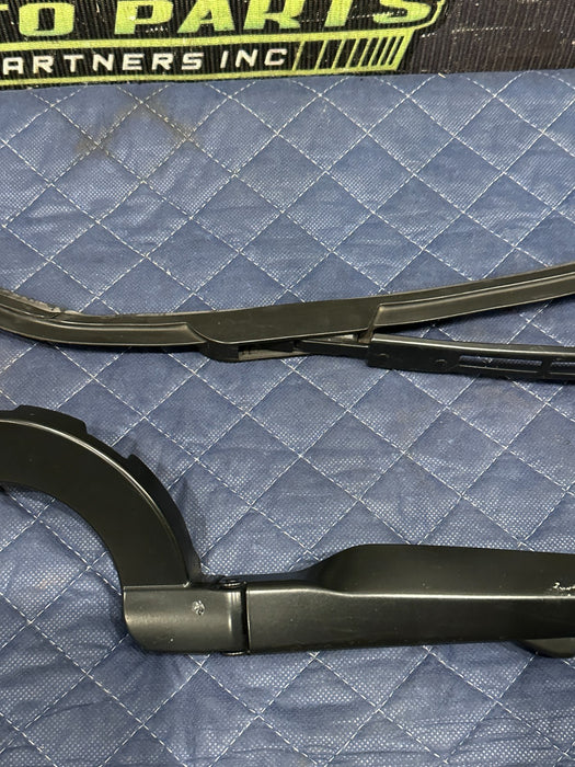 2015 JAGUAR F TYPE R FRONT LEFT & RIGHT WINDSHIELD WIPER ARM SET PAIR OEM