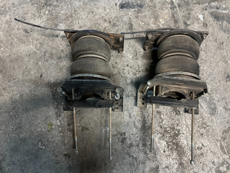 2024 FORD F350 AIR LIFT WIRELESS ONE LIFT KIT ASSEMBLY