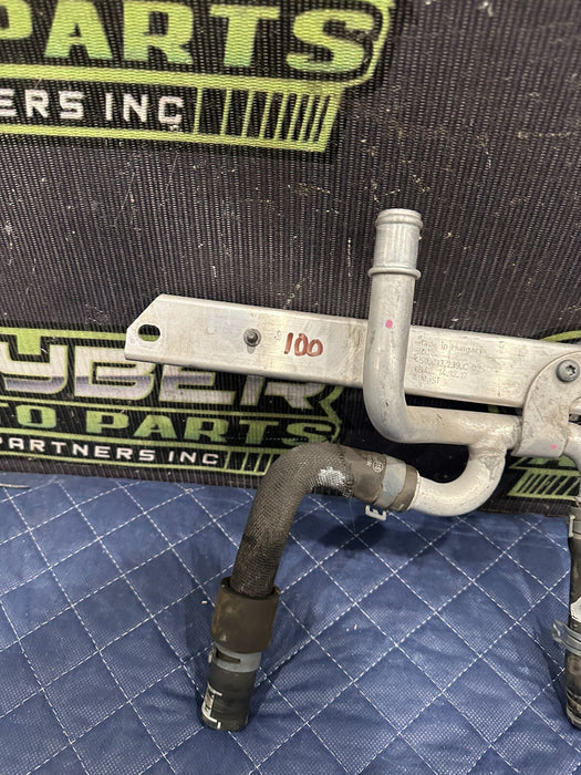 2017 2018 AUDI R8 COOLANT HOSE PIPE LINE W/ SUPPORT MOUNT BRACKET OEM 4S0813239