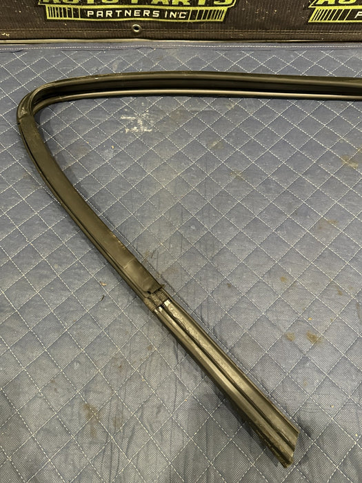 2019 FORD F150 3.5L RAPTOR REAR RIGHT DOOR WEATHERSTRIP OEM FL34-1625766