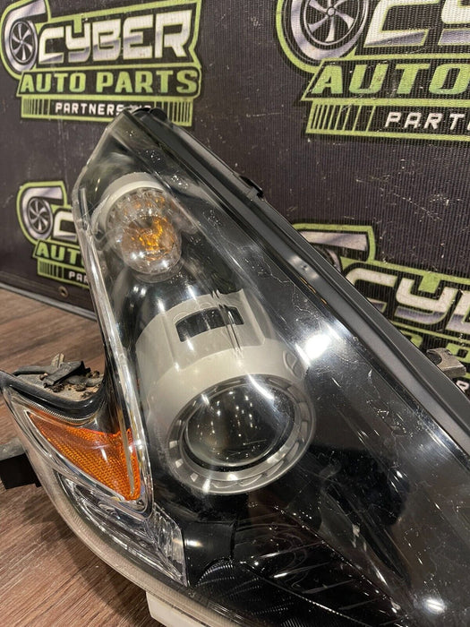 2018 NISSAN 370Z NISMO FRONT RIGHT BLACK HOUSING HEADLIGHT OEM SLIGHT SUN DAMAGE