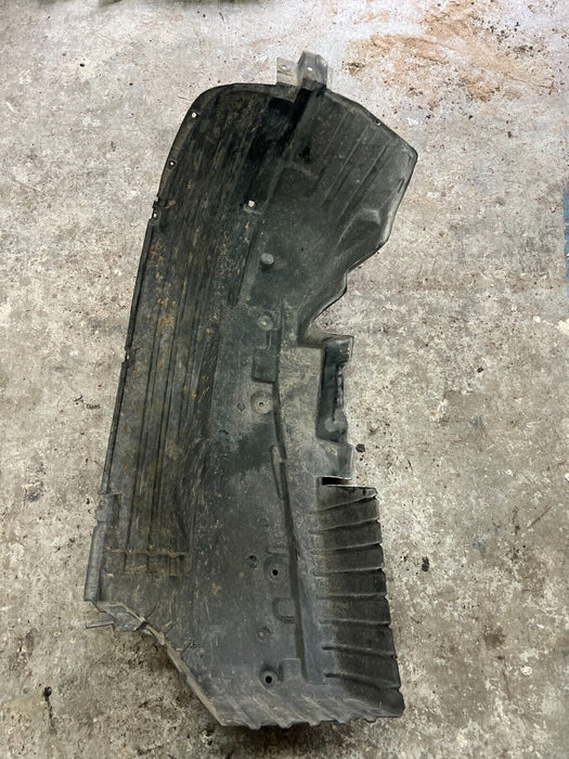 2016 NISSAN TITAN XD FRONT LEFT DRIVER FENDER LINER 63831 EZ00A OEM