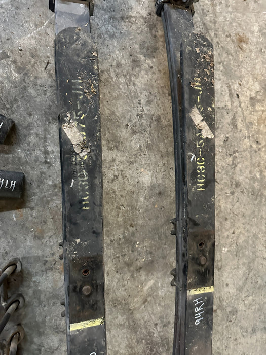 2018 FORD F250 REAR LEFT RIGHT LEAF SPRINGS SET OEM HC3C5A975 HC3C 5A975