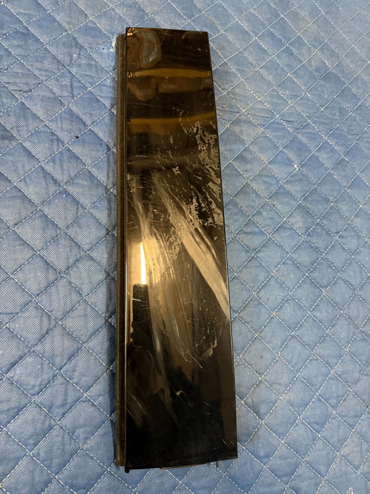 2017-2019 FORD F250 REAR LEFT DRIVER SIDE GLOSS BLACK B PILLAR DOOR TRIM~RESIDUE