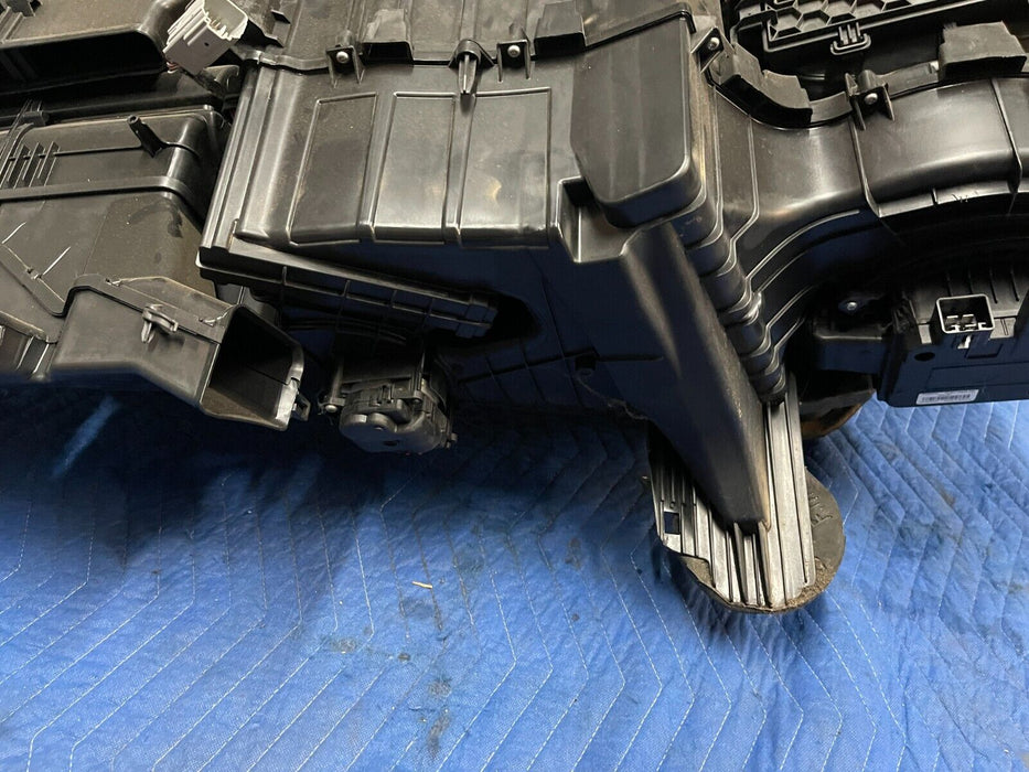 2017-2019 FORD F250 F350 DIESEL 6.7L HEATER CORE BOX HVAC OEM GL3H-19B555-FV