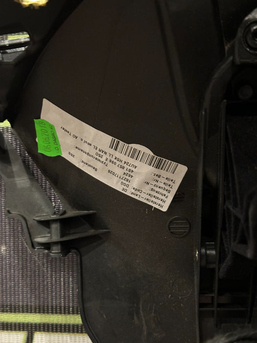 2017-18 AUDI R8 SPYDER GLOVE BOX STORAGE COMPARTMENT ASSEMBLY OEM *READ/FLAW*