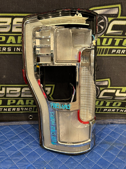 2017-2019 FORD F250 F350 F450 LEFT LED TAIL LIGHT OEM *PARTS ONLY/LED STRIP WORK