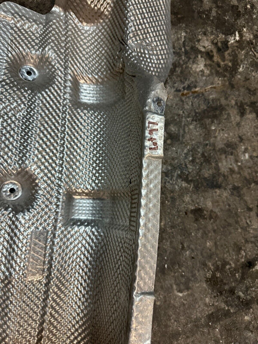 2020 BMW M4 F82 EXHAUST HEAT INSULATION SHIELD COVER OEM 8 059 674 02 805967402