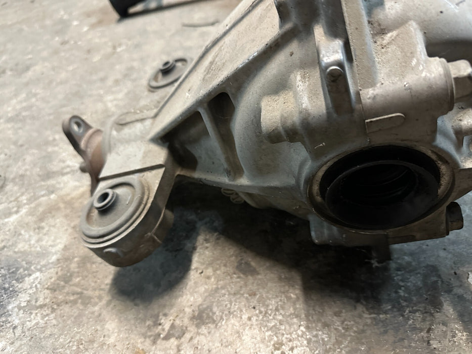 2016 INFINITI Q50 REAR AXEL DIFFERENTIAL OEM