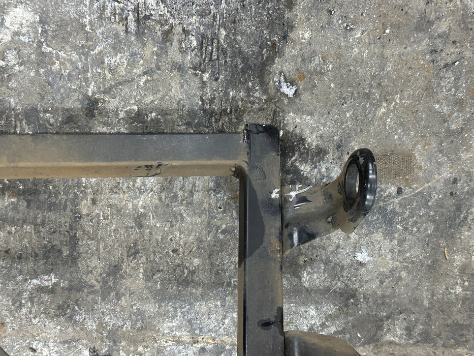 2014 AUDI R8 FRONT RIGHT FENDER RADIATOR SUPPORT STRUCTURE MOUNT BRACKET OEM