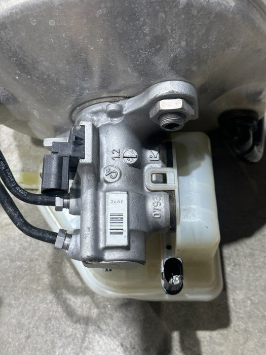 2014 PORSCHE 911 TURBO S BRAKE BOOSTER MASTER CYLINDER OEM 991.355.025.30