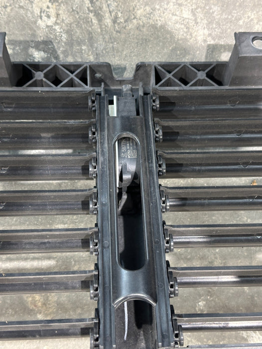 2021 RAM 2500 LARAMIE RADIATOR SHUTTER ASSEMBLY OEM *FOR PARTS USE ONLY*