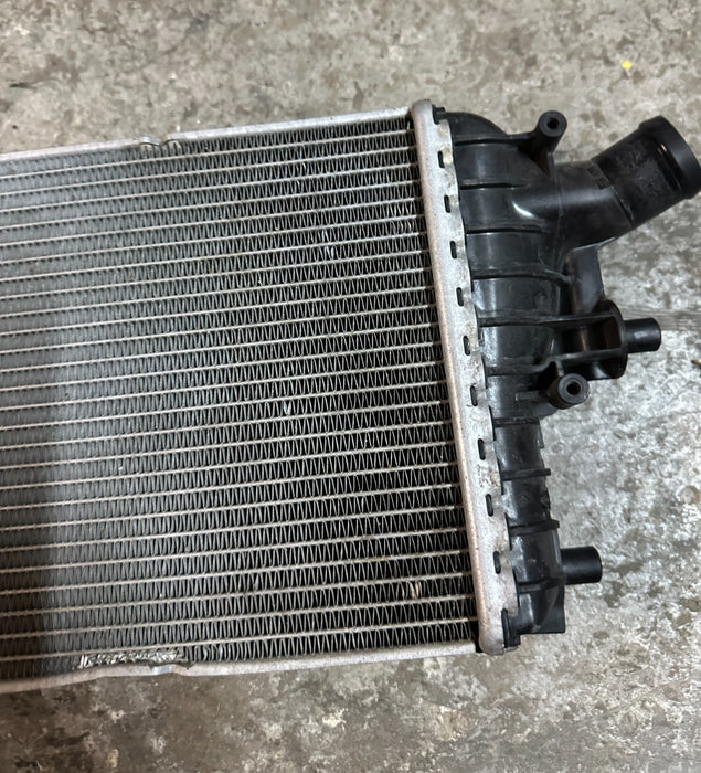 2021 AUDI R8 COOLING COOLANT RADIATOR OEM 4S0 121 254 *SLIGHT DAMAGE 3-5*