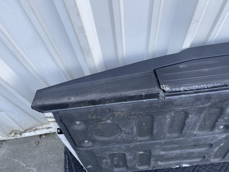 2017 2018 2019 FORD F250 F350 F450 PLATINUM TAILGATE W/ STEP METALLIC WHITE (UG)