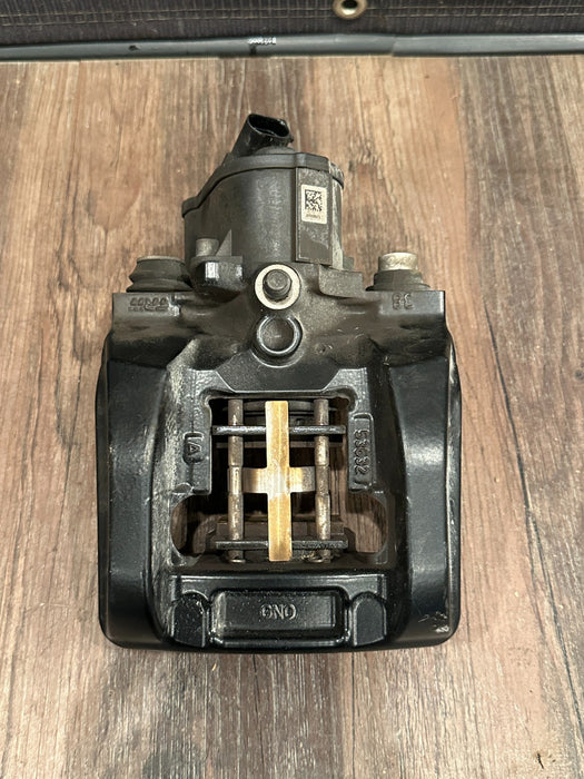 2017 AUDI R8 RIGHT EMERGENCY PARKING BRAKE CALIPER OEM