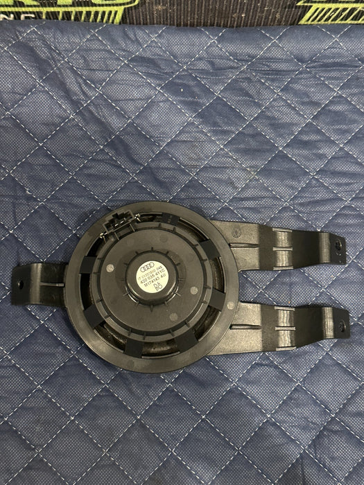 2014 AUDI R8 V8 OEM REAR RIGHT PASSENGER BANG & OLUFSEN SPEAKER 420 035 411 C