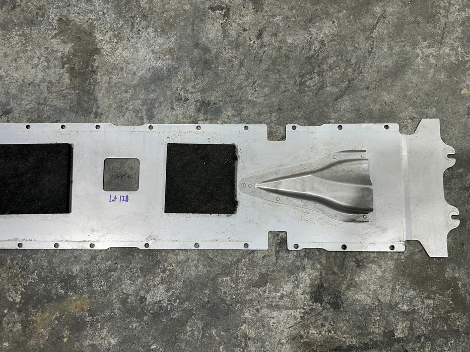 2017 AUDI R8 HURACAN LOWER CENTER STREAMLINE SHROUD PLATE OEM
