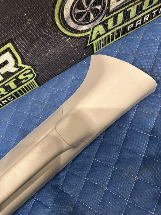 2020-2022 FORD F250 F350 F450 LIMITED FRONT RIGHT A PILLAR TRIM OEM *MINOR FLAWS