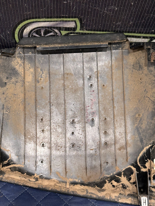 2017-2019 FORD F250 F350 LARIAT DASH LEFT TOPPER PAD OEM~MINOR WEARS~