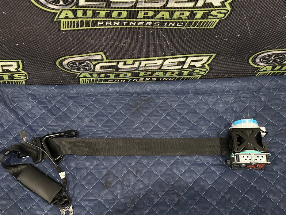 2014 AUDI R8 OEM COUPE FRONT RIGHT SEAT BELT RETRACTOR OEM 423 857 706 C