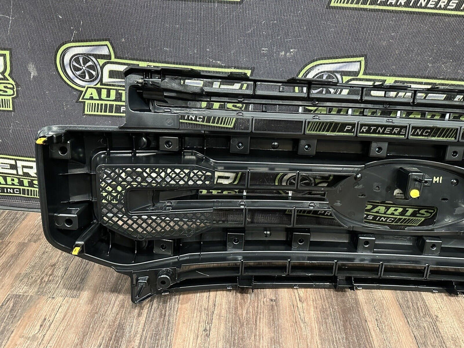 2020 2021 2022 FORD F250 F350 PLATINUM CHROME GRILLE GRILL OEM ~BROKEN TAB~