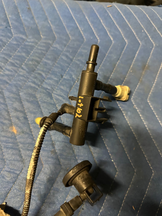 2017-2020 FORD F250 F350 F450 VACUUM HOSE OEM *HC3C-7A784-BA*