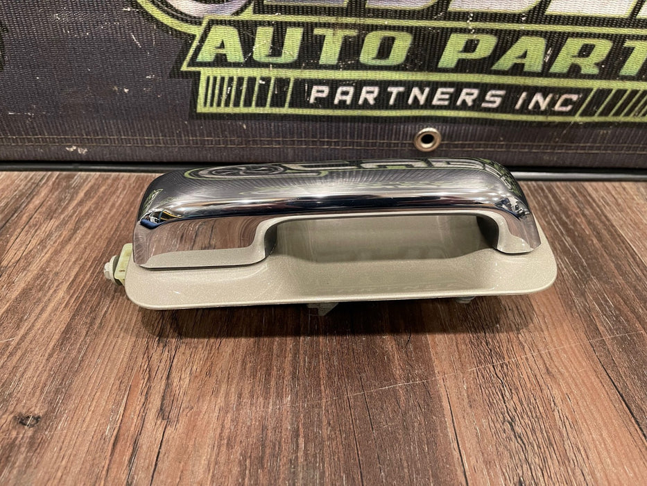 2017-2019 FORD F250 F350 REAR RIGHT DOOR HANDLE OEM WHITE GOLD (GN) MINOR SCUFFS