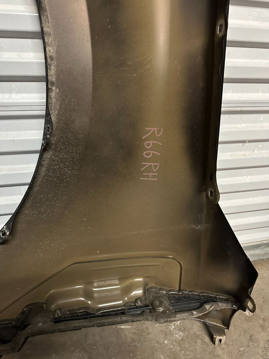 2020-22 FORD F250 PLATI FRONT RIGHT BLACK FENDER W BADGE OEM UM *LOCAL PICK*