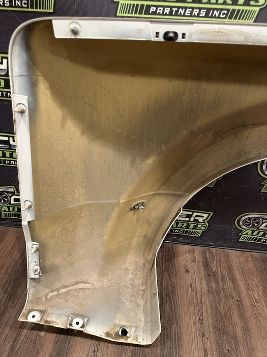 2017 2019 FORD F350 F450 LEFT DUALLY BED SIDE FENDER FLARE PEARL WHITE *UG* OEM