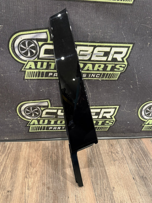 2024 BMW M3 M4 G80 G82 FRONT LEFT EXTERIOR DOOR B PILLAR OEM 145273-10