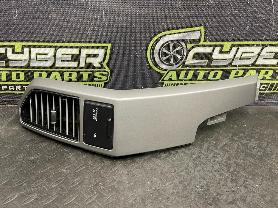 2017-2019 FORD F250 F350 F450 KING RANCH CENTER RIGHT DASH AIR VENT TRIM OEM