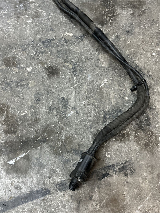 2020 2021 2022 GMC SIERRA 2500 DEF TANK FILLER NECK HOSE OEM 85102748 23342405