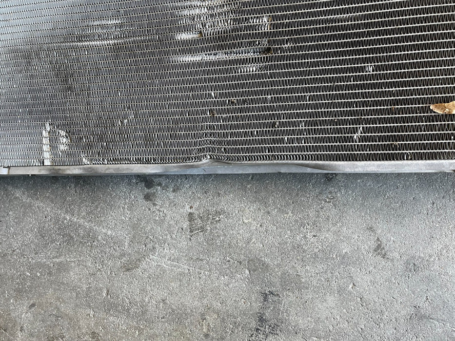 2017-2019 FORD F250 F350 6.7L DIESEL RADIATOR W/ HOSES OEM (DAMAGED)