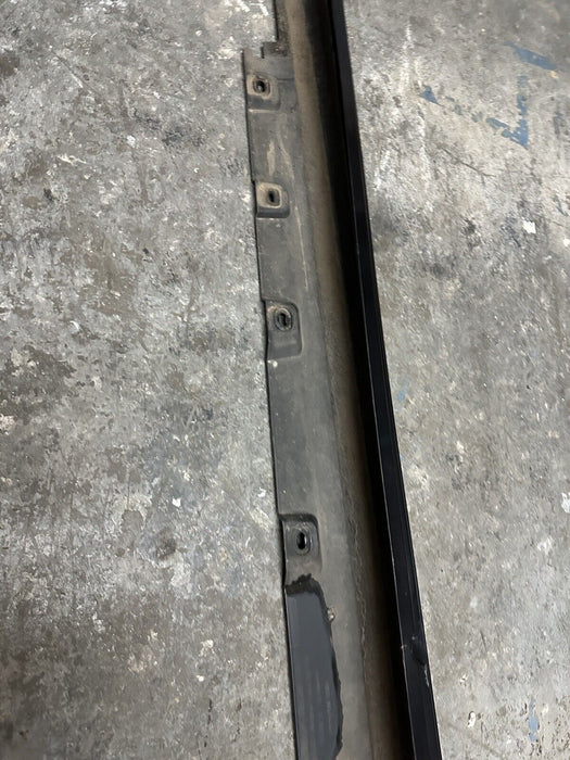 2011 BMW 550i F10 RIGHT SIDE SKIRT GRAPHITE METALLIC (A90)~COSMETIC FLAW~