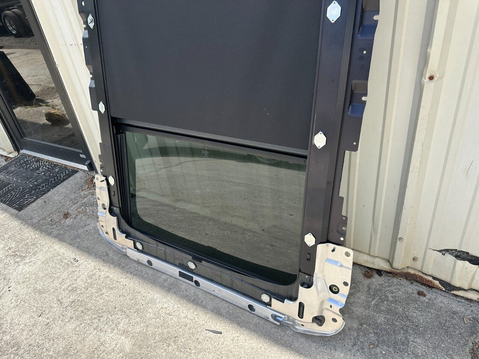 2020 2021 2022 FORD F250 F350 F450 PLATINUM TWIN PANEL MOONROOF ASSEMBLY OEM