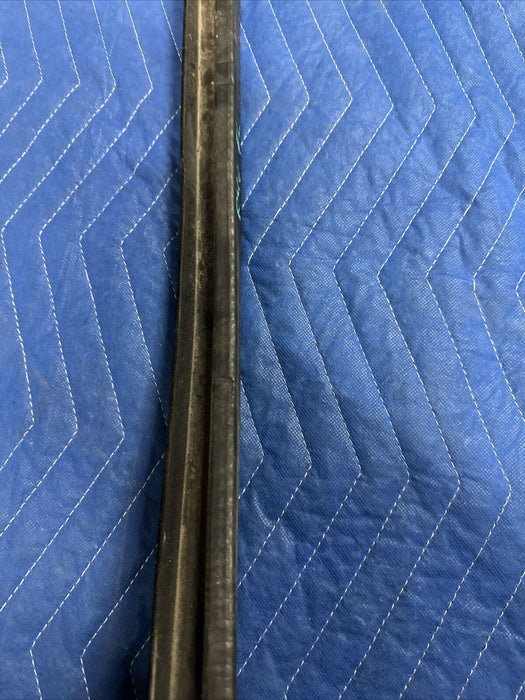 2018 2019 2020 FORD F250 F350 F450 FRONT LEFT WEATHER DOOR SEAL STRIP OEM