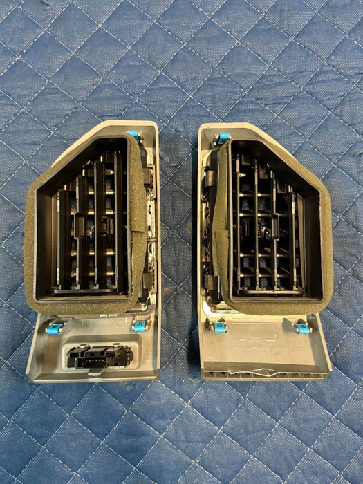 2017-2019 FORD F250 F350 LEFT AND RIGHT DASH DASHBOARD HVAC AIR VENTS SET OEM